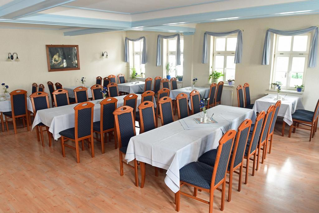 Hotel Garni Goldene Henne Arnstadt Zewnętrze zdjęcie
