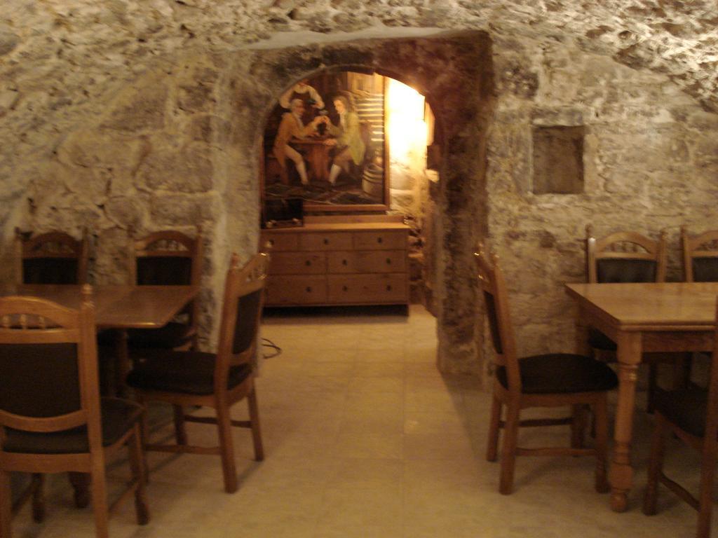 Hotel Garni Goldene Henne Arnstadt Zewnętrze zdjęcie