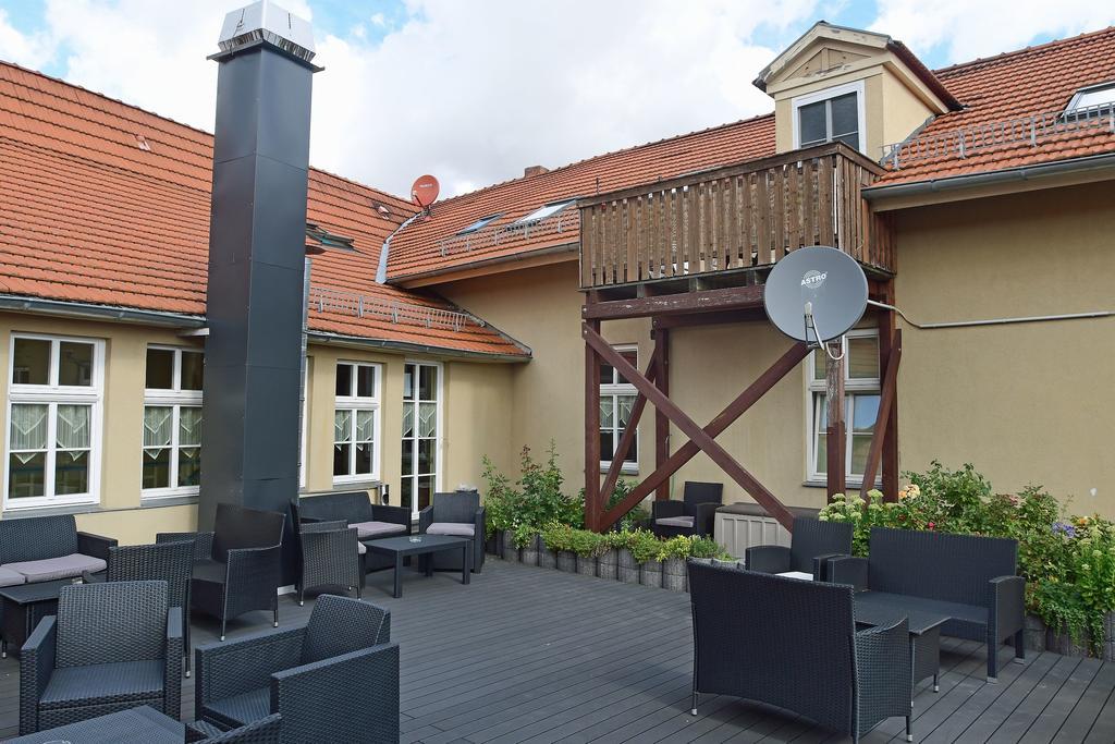 Hotel Garni Goldene Henne Arnstadt Zewnętrze zdjęcie