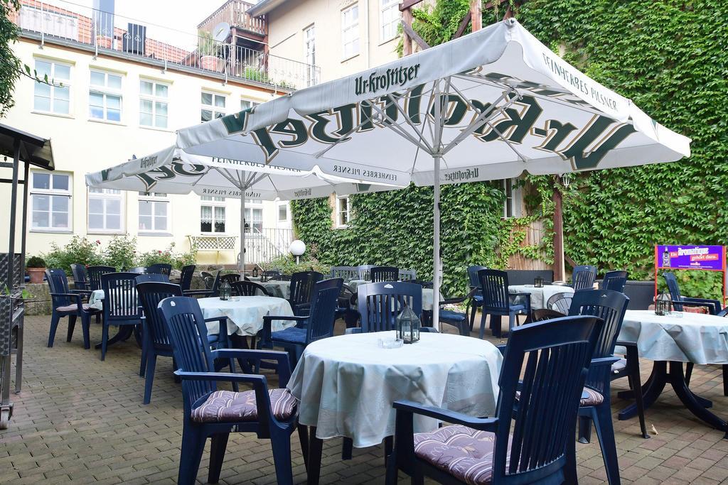 Hotel Garni Goldene Henne Arnstadt Zewnętrze zdjęcie